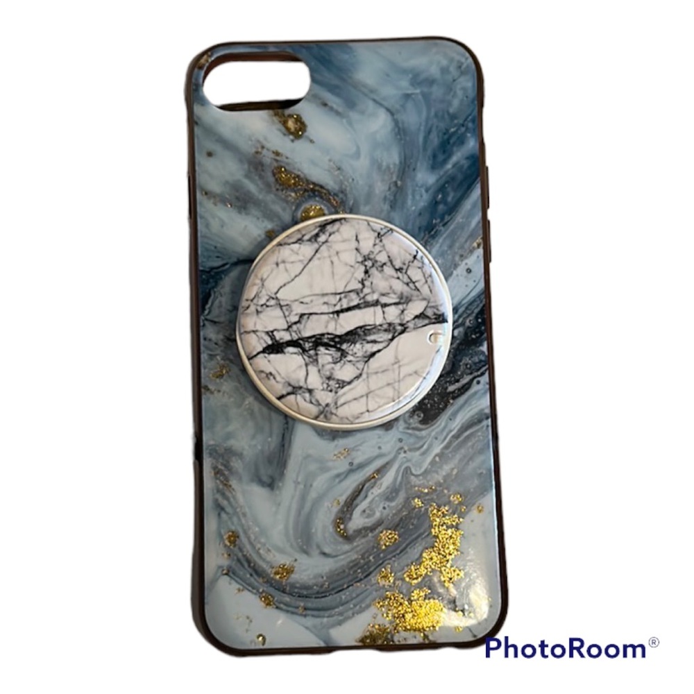I PHONE 8 case with pop socket